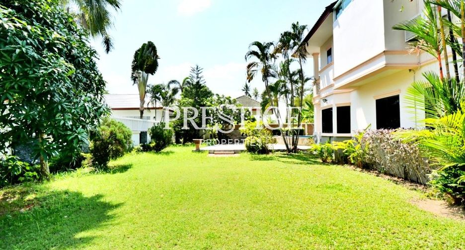 Casa en venta de 4 habitaciones en Huay Yai, Pattaya