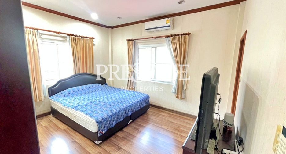 Haus zum Kauf mit 3 Zimmer in Bang Lamung, Chonburi