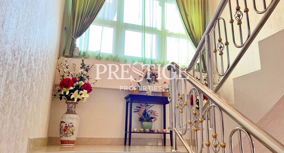 Haus zum Kauf mit 3 Zimmer in Bang Lamung, Chonburi