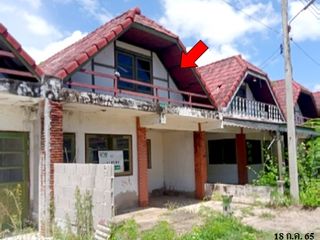 Casa adosada en venta de 2 habitaciones en Tha Yang, Phetchaburi