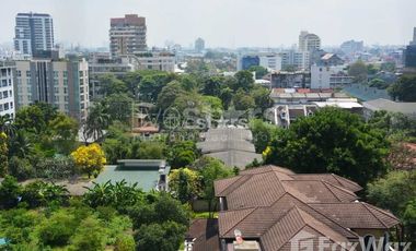 For rent 3 bed condo in Watthana, Bangkok