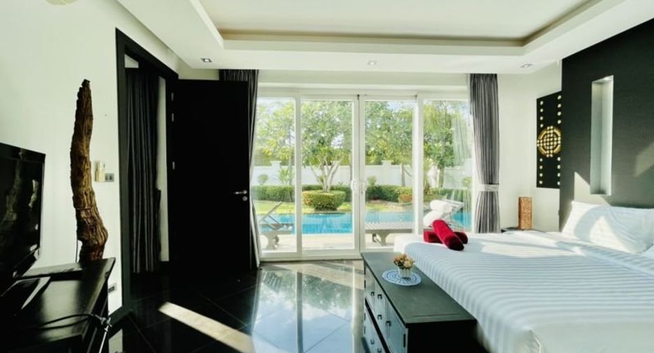 For rent and for sale 3 bed house in Bang Lamung, Chonburi