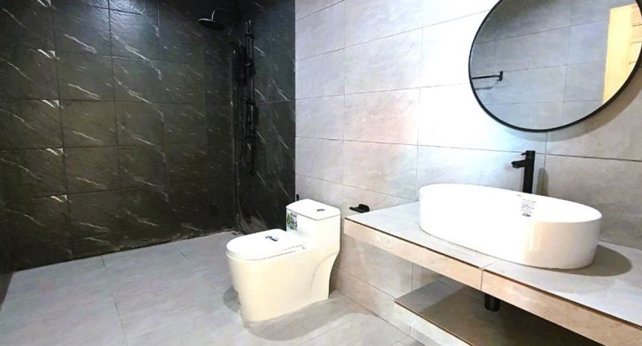 For sale 6 bedrooms house in Bang Lamung, Chonburi