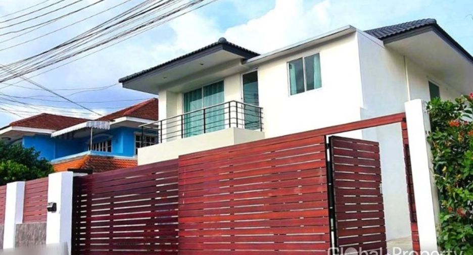 For sale 6 bedrooms house in Bang Lamung, Chonburi
