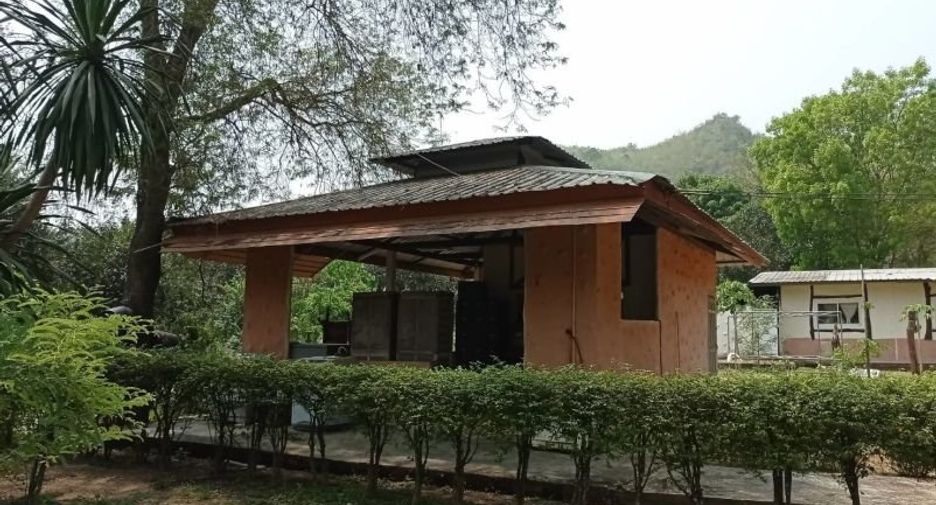 À vendre 10 chambres local commercial à Sai Yok, Kanchanaburi