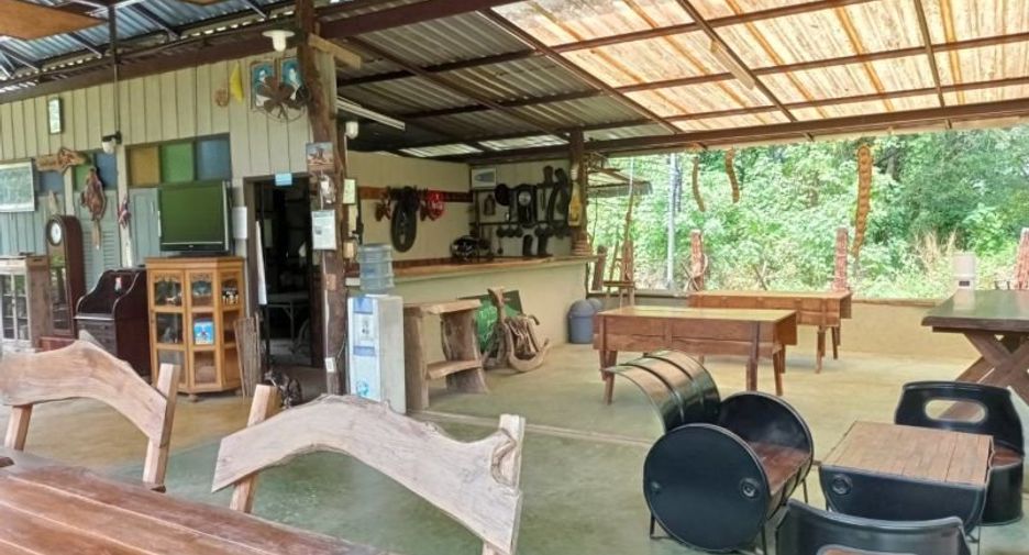 À vendre 10 chambres local commercial à Sai Yok, Kanchanaburi
