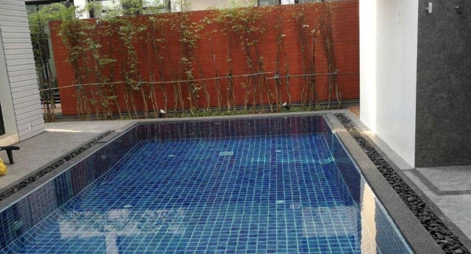 For rent 6 bed villa in Watthana, Bangkok