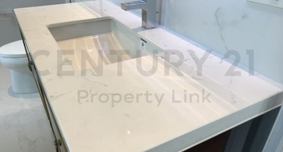 For sale 5 bedrooms house in Phaya Thai, Bangkok