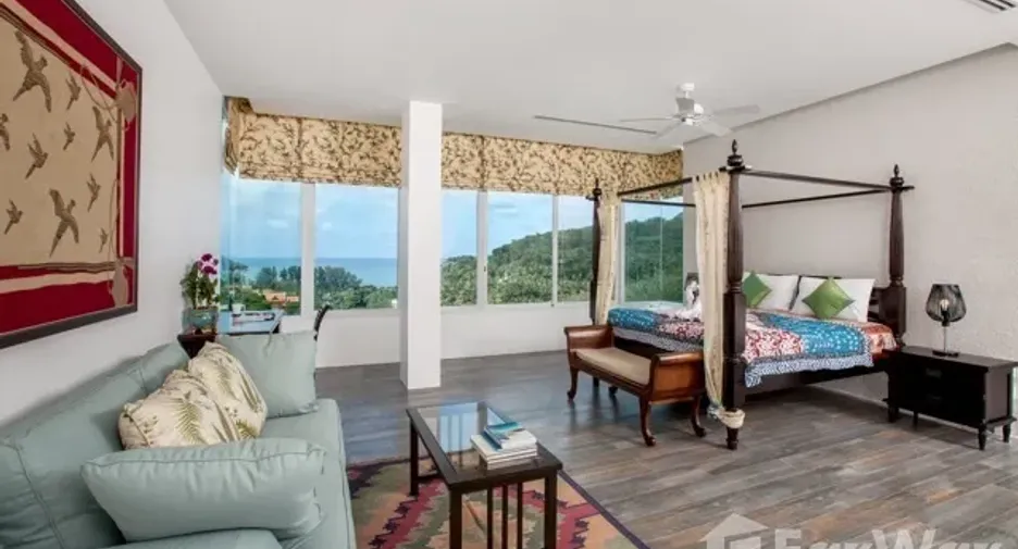 For sale 3 bed condo in Kathu, Phuket
