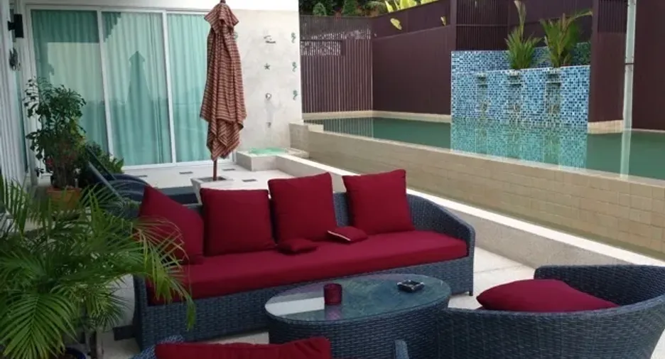 For sale 3 bed condo in Kathu, Phuket