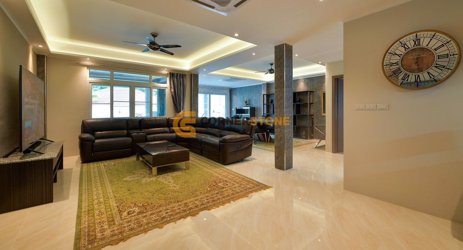 Casa en alquiler y en venta de 5 habitaciones en Bang Lamung, Chonburi