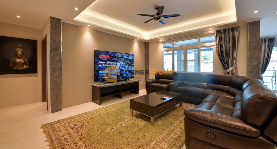 Casa en alquiler y en venta de 5 habitaciones en Bang Lamung, Chonburi