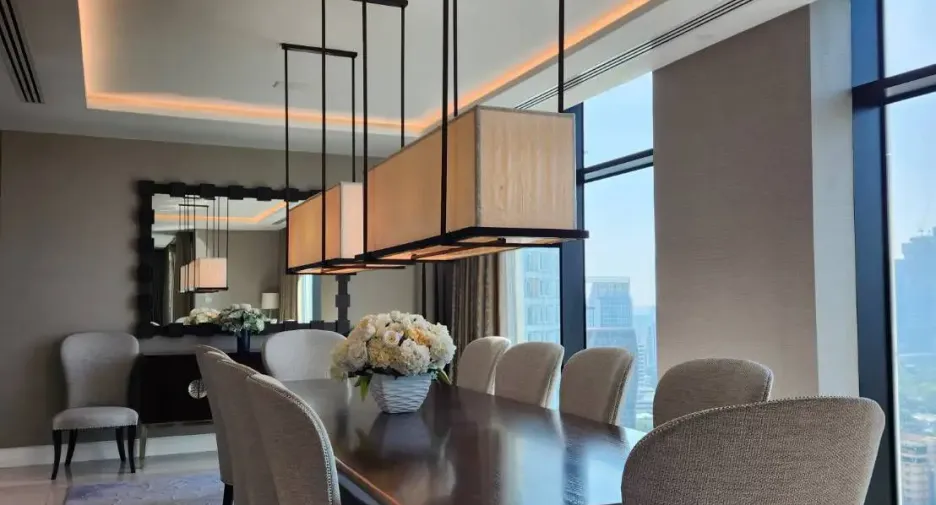 For rent 4 bedrooms condo in Pathum Wan, Bangkok