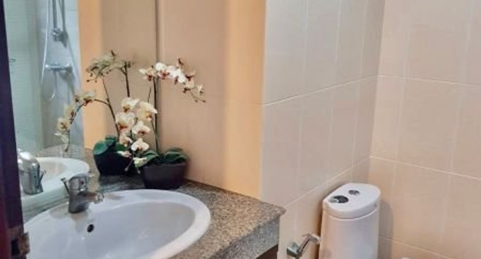 For rent 4 bedrooms house in Bang Lamung, Chonburi