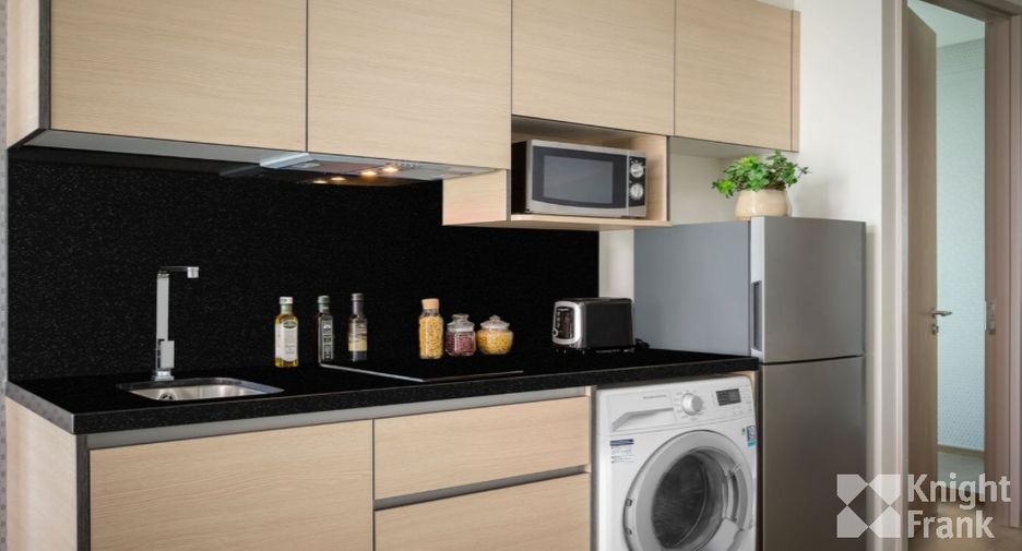 For sale 1 bed condo in Khlong Toei, Bangkok