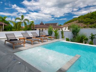 For sale 5 bed house in Hua Hin, Prachuap Khiri Khan