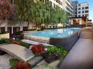 For sale 2 bed condo in Watthana, Bangkok