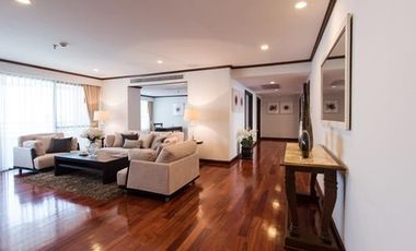 Wohnung zur Miete mit 4 Zimmer in Khlong Toei, Bangkok