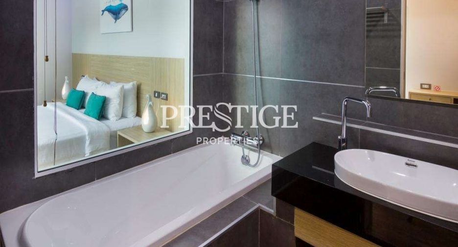 Casa en alquiler de 6 habitaciones en Bang Lamung, Chonburi