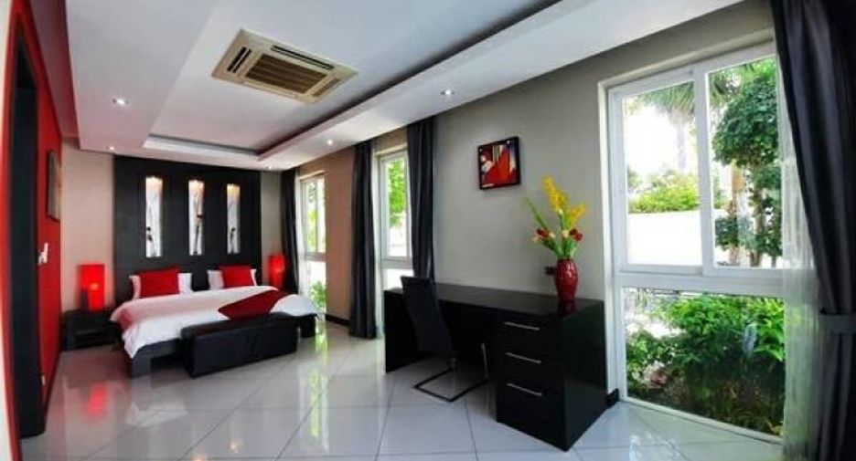 For sale 5 bedrooms house in Bang Lamung, Chonburi