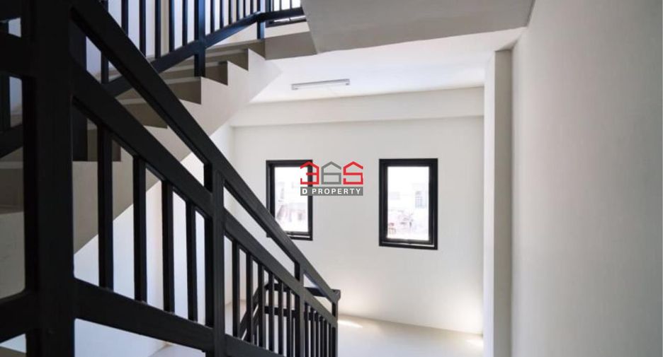 Local comercial en venta de 20 habitaciones en Wang Thonglang, Bangkok