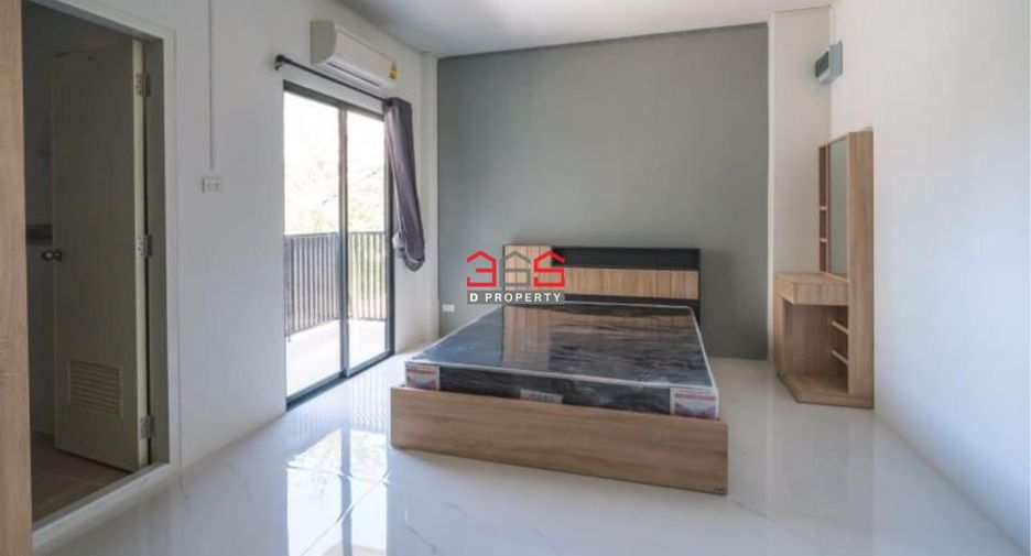 Local comercial en venta de 20 habitaciones en Wang Thonglang, Bangkok