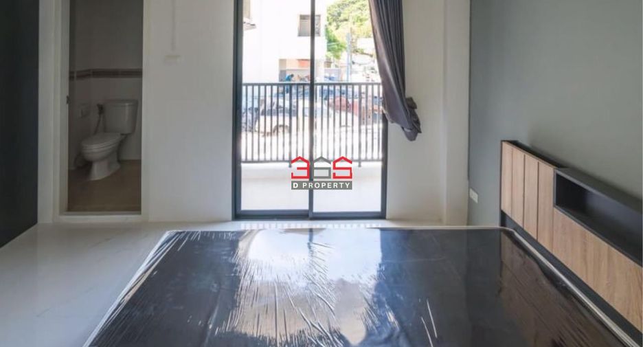 Local comercial en venta de 20 habitaciones en Wang Thonglang, Bangkok