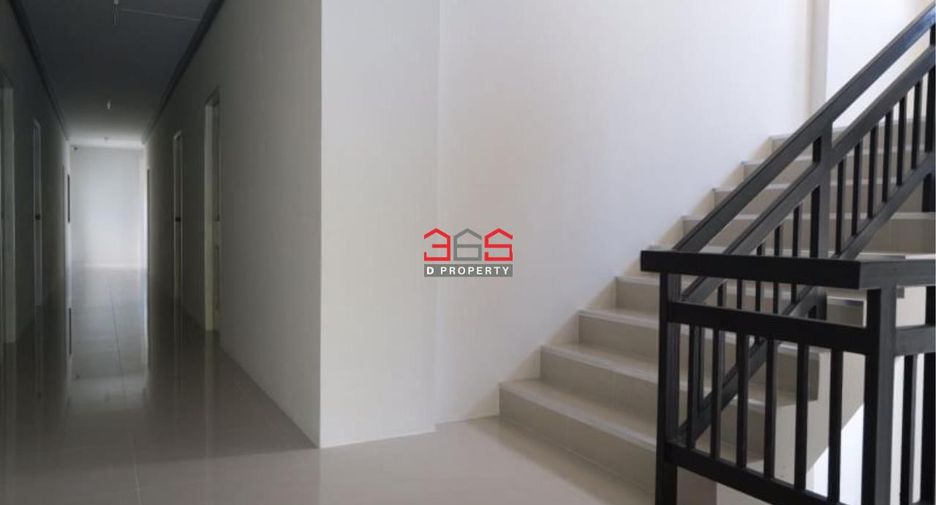 Local comercial en venta de 20 habitaciones en Wang Thonglang, Bangkok