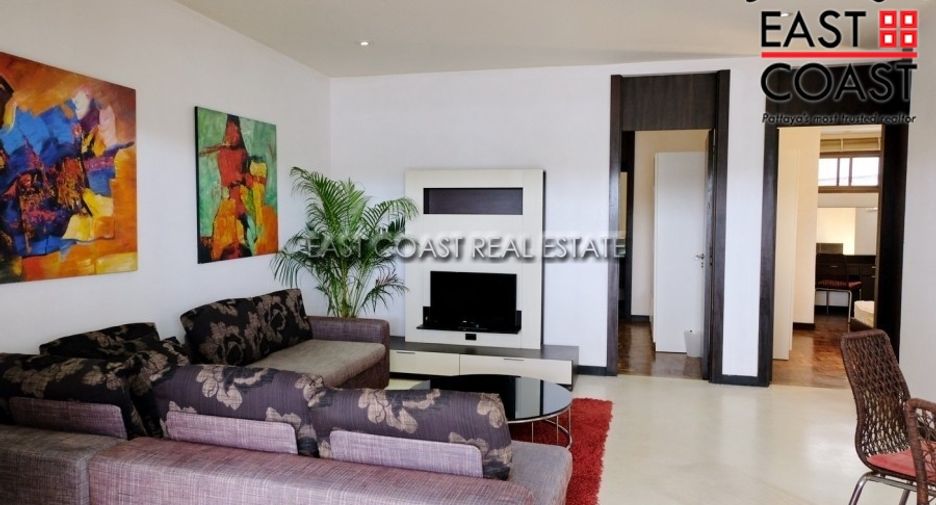 À vendre 6 chambres maison à Pratumnak, Pattaya