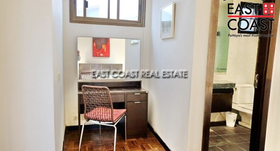 À vendre 6 chambres maison à Pratumnak, Pattaya