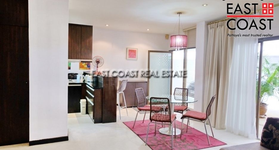 À vendre 6 chambres maison à Pratumnak, Pattaya