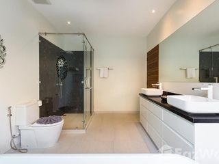 For rent 2 bed villa in Mueang Phuket, Phuket