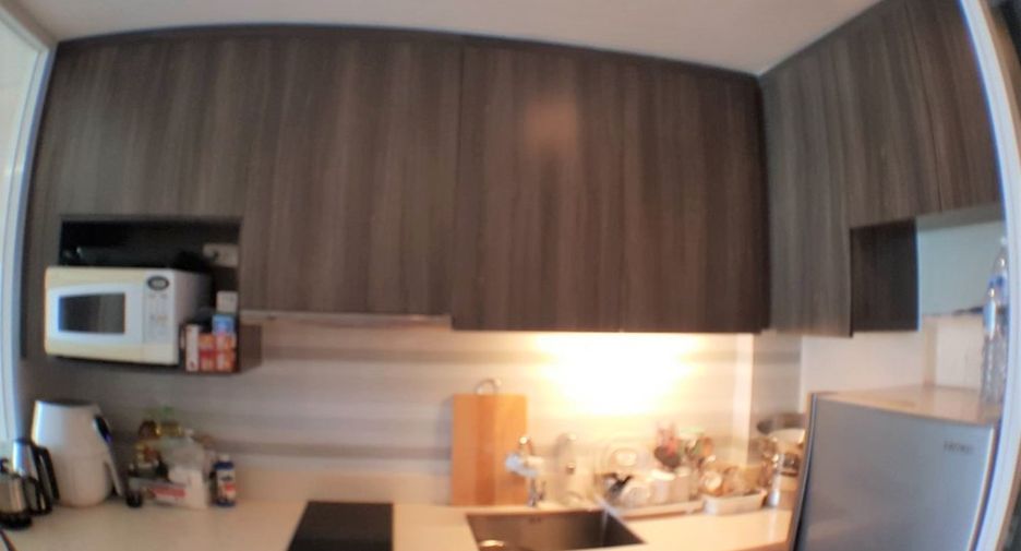 Condo en venta de 1 habitaciones en Khlong Toei, Bangkok