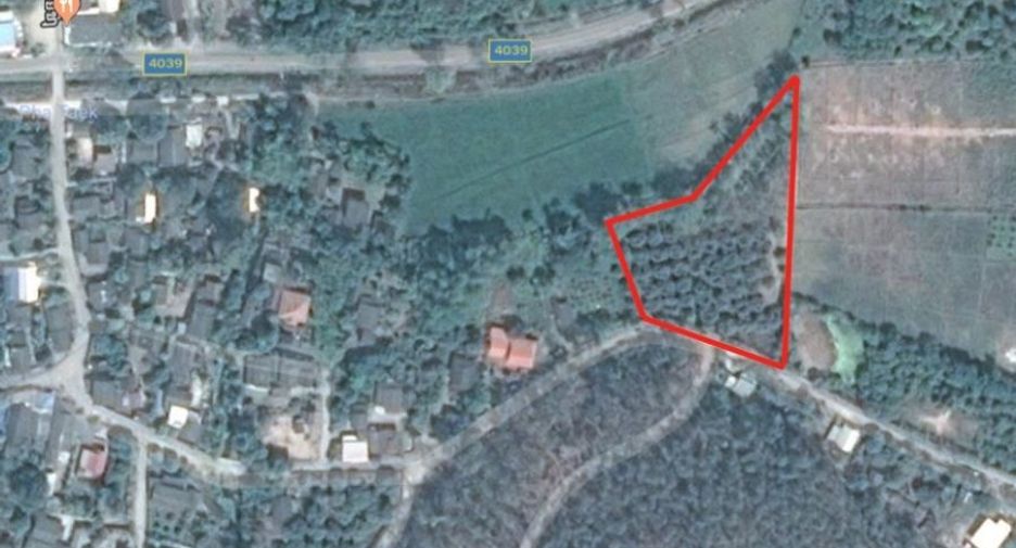 Terreno en venta en San Kamphaeng, Chiang Mai