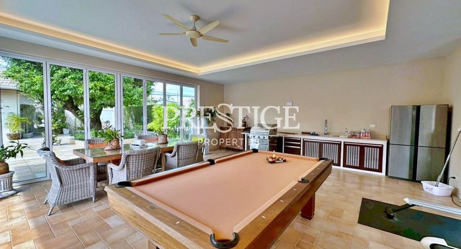 For rent and for sale 6 bedrooms house in Bang Lamung, Chonburi