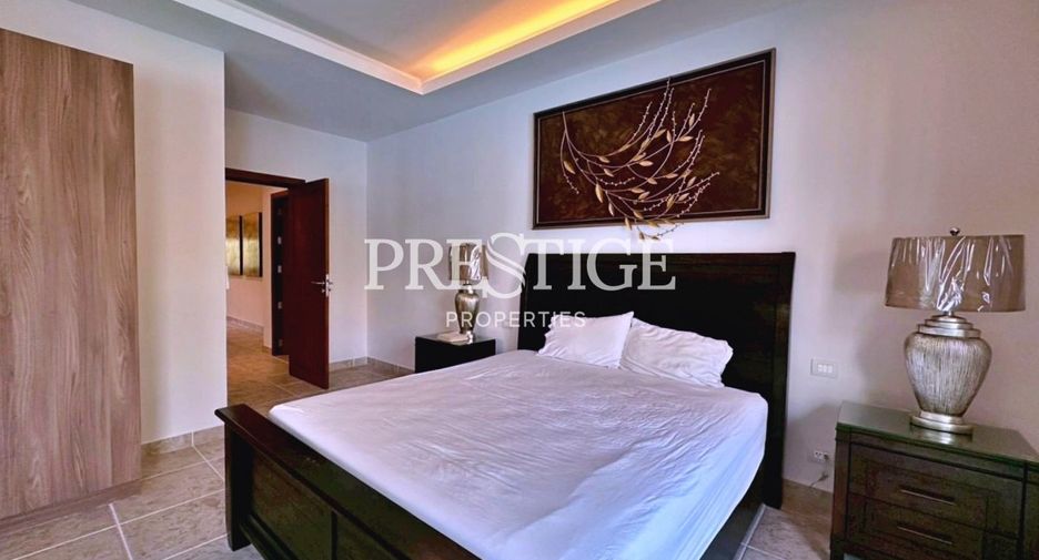 For rent and for sale 6 bedrooms house in Bang Lamung, Chonburi