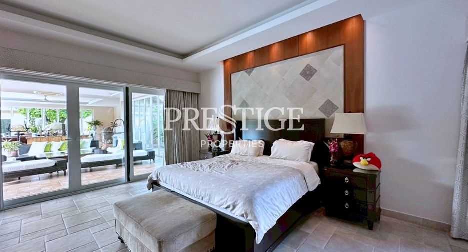 For rent and for sale 6 bedrooms house in Bang Lamung, Chonburi
