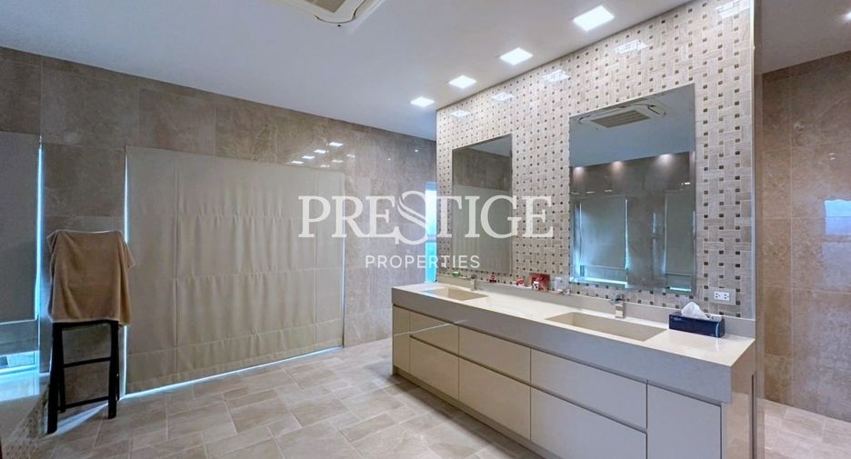 For rent and for sale 6 bedrooms house in Bang Lamung, Chonburi