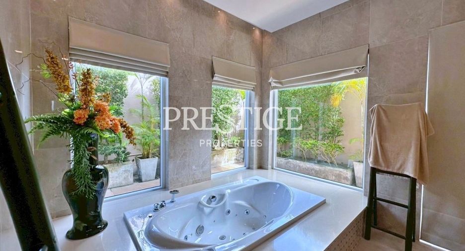For rent and for sale 6 bedrooms house in Bang Lamung, Chonburi