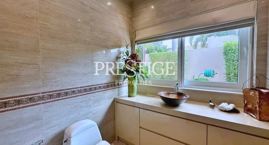 For rent and for sale 6 bedrooms house in Bang Lamung, Chonburi