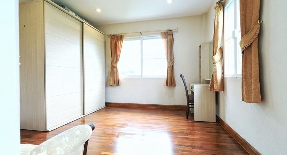 For sale 3 bedrooms house in Pak Kret, Nonthaburi