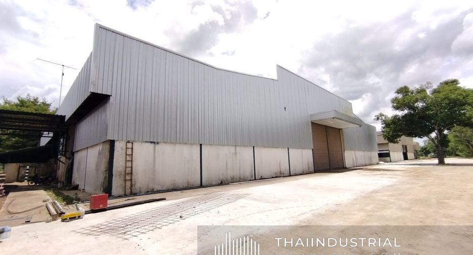 For rent warehouse in Phanat Nikhom, Chonburi