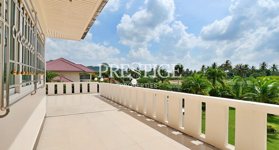 For sale and for rent 5 bedrooms house in Bang Lamung, Chonburi