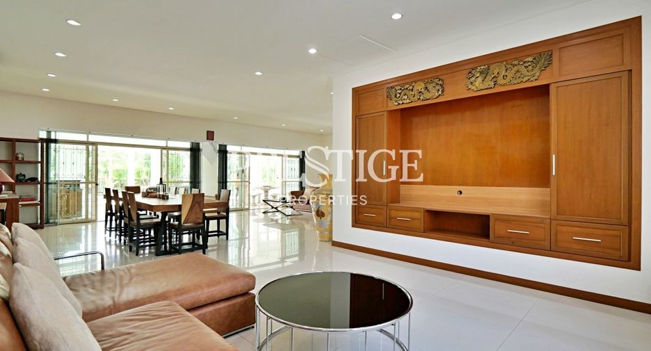 For sale and for rent 5 bedrooms house in Bang Lamung, Chonburi