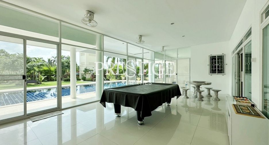 For sale and for rent 5 bedrooms house in Bang Lamung, Chonburi