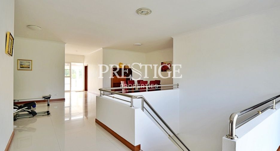 For sale and for rent 5 bedrooms house in Bang Lamung, Chonburi