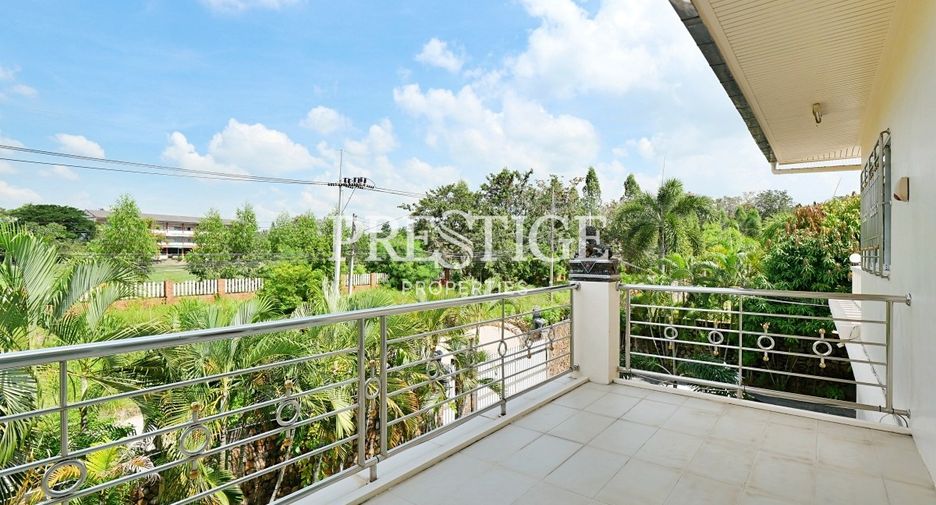 For sale and for rent 5 bedrooms house in Bang Lamung, Chonburi