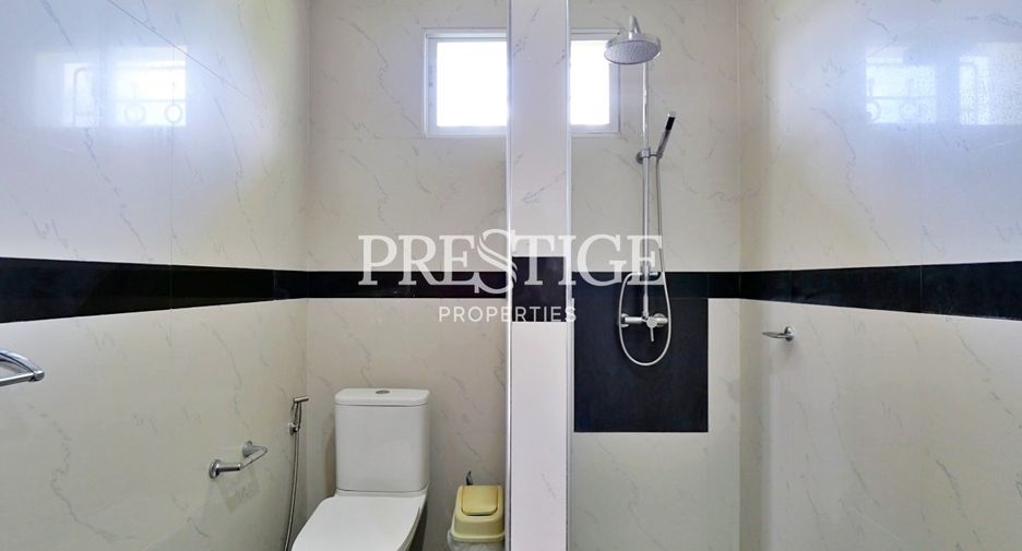 For sale and for rent 5 bedrooms house in Bang Lamung, Chonburi