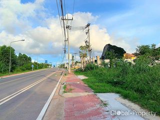 For rent そして for sale land in Bang Saray, Pattaya