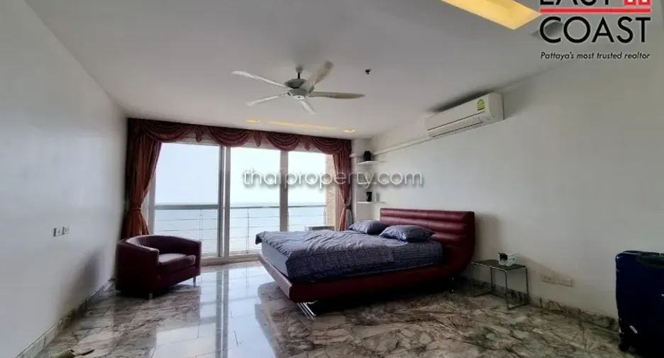 For rent 2 bedrooms condo in Bang Lamung, Chonburi